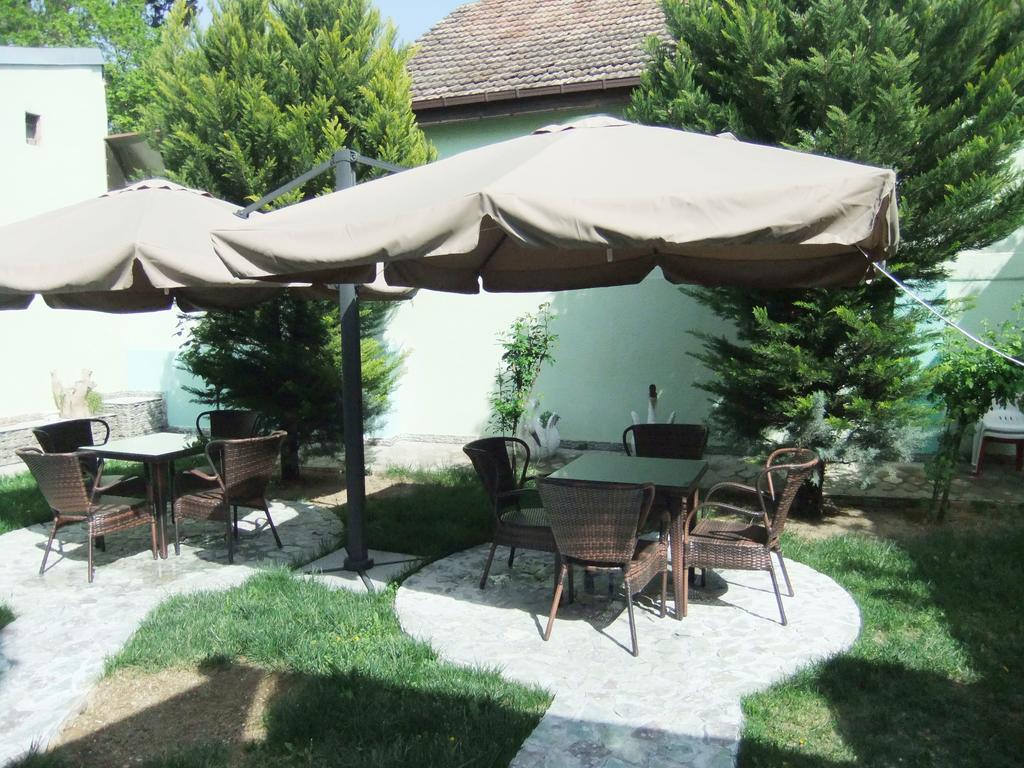 Hotel Relax Тбілісі Екстер'єр фото