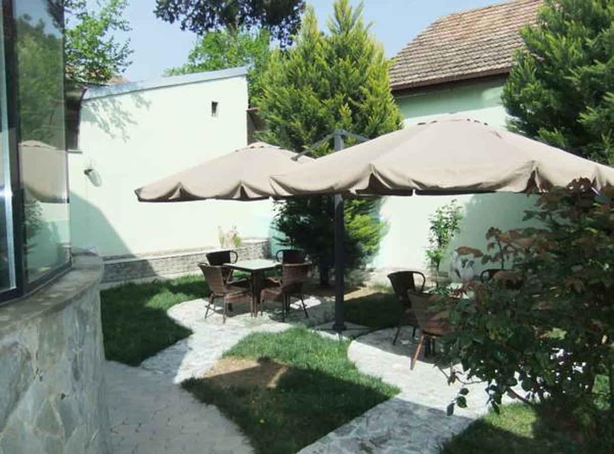 Hotel Relax Тбілісі Екстер'єр фото